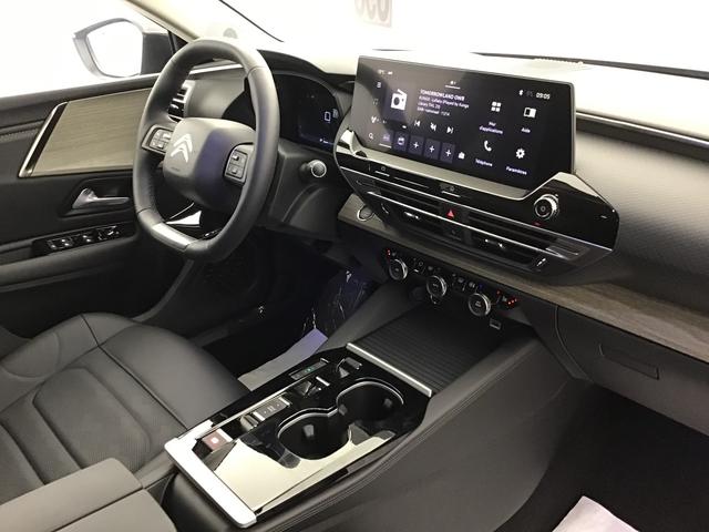 Citro&euml;n C5 X Plus 1.2 Gasoline 132hp 