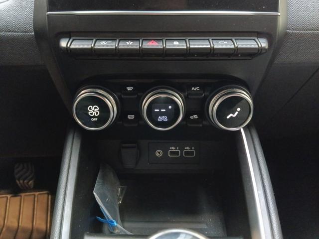 Renault Clio Techno 1.0L TCe Turbo (90 hp) 