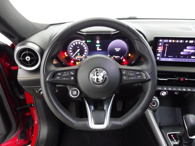 Alfa Romeo Tonale TI 1.3L Plug-in Hybrid (PHEV) 280 hp 