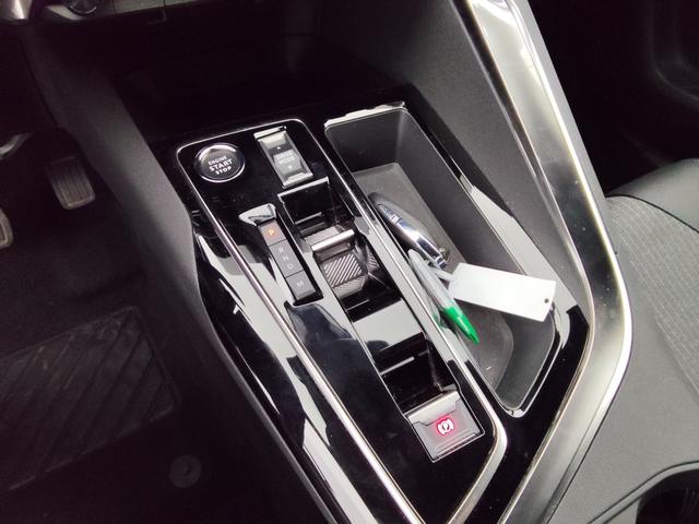 Peugeot 3008 Allure Pack Hybrid 136 hp (e-DCS6) 