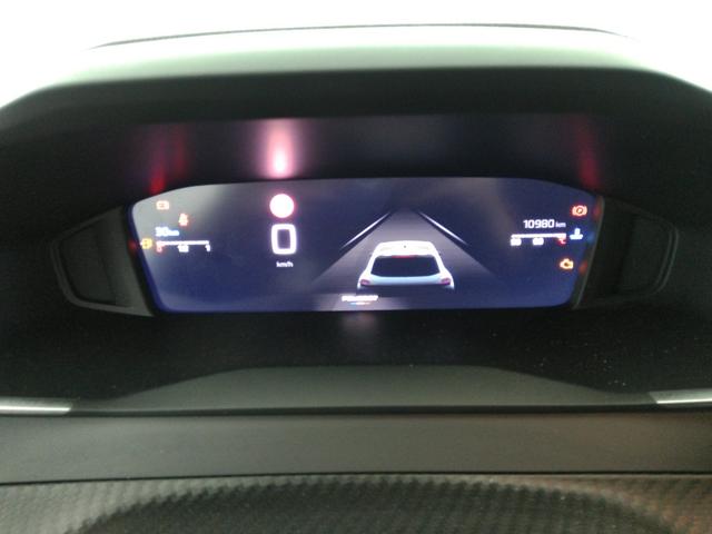 Peugeot 208 Allure 1.2L 100 hp S&S (gasoline) 