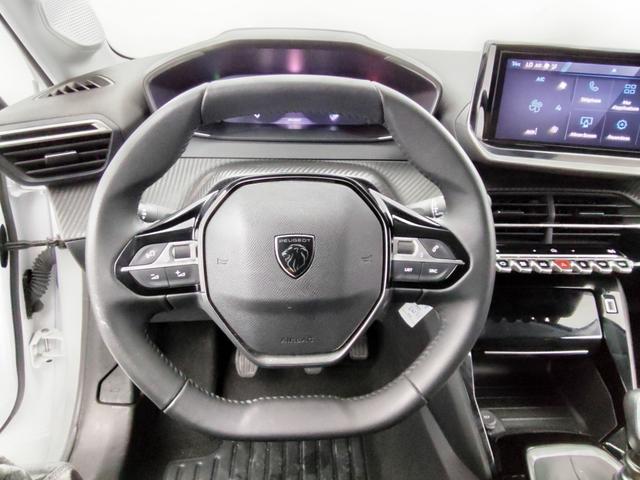 Peugeot 208 Allure 1.2L 100 hp S&S (gasoline) 