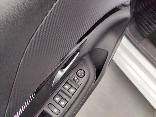 Peugeot 208 Allure 1.2L 100 hp S&S (gasoline) 