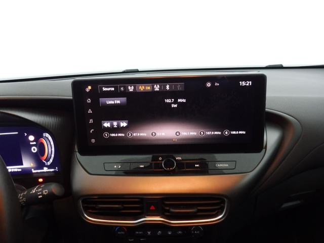 Nissan Juke N-Connecta 1.0L DIG-T (114 hp) 