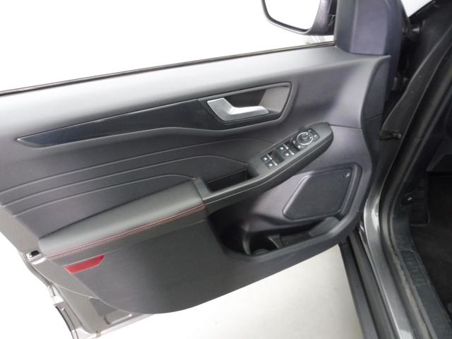 Ford Kuga ST-Line 2.0L TDCi (Diesel) 120 hp 