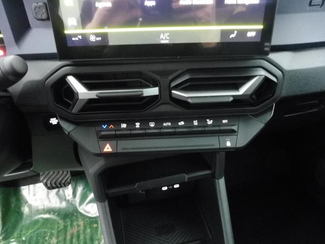 Dacia Duster Journey 1.6 Hybrid 140 hp 