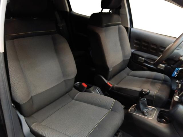 Citro&euml;n C3 MAX 1.2L PureTech (83 hp) gasoline 