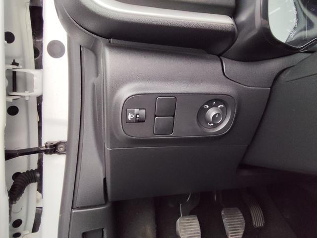 Citro&euml;n C3 MAX 1.2L PureTech 83 hp (S&S) 