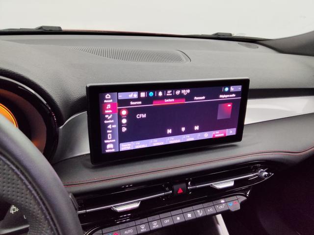 Alfa Romeo Tonale Tributo Italiano 1.5L Hybrid 160 hp 