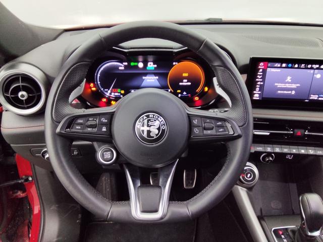 Alfa Romeo Tonale Tributo Italiano 1.5L Hybrid 160 hp 