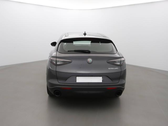 Alfa Romeo Stelvio Sprint 2.2L Diesel 160 hp 