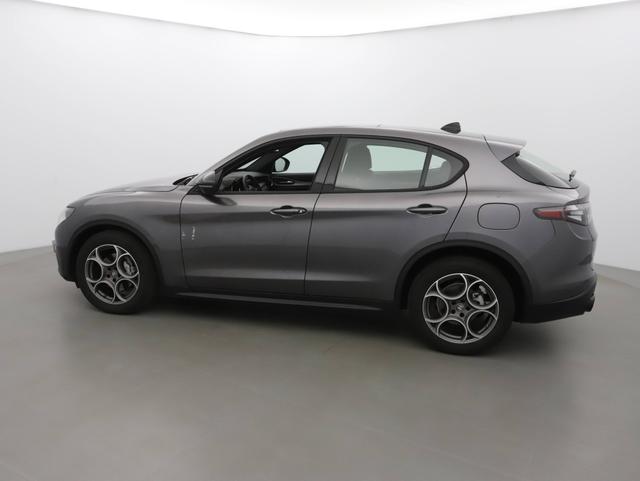 Alfa Romeo Stelvio Sprint 2.2L Diesel 160 hp 