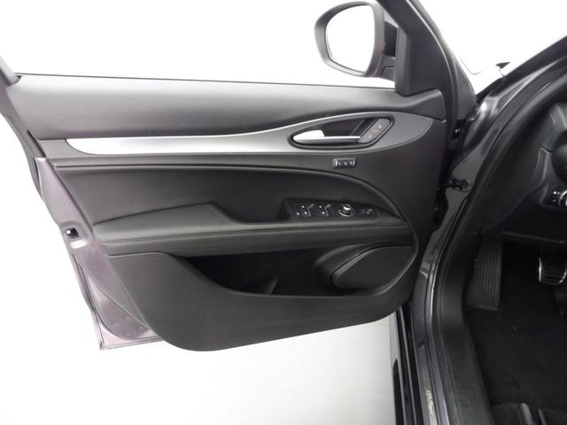 Alfa Romeo Stelvio Sprint 2.2L Diesel 160 hp 
