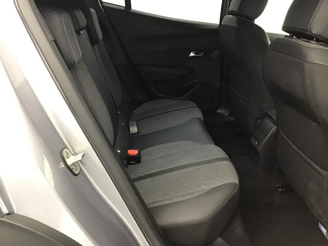 Peugeot 2008 Allure 1.2 Gasoline 102hp 