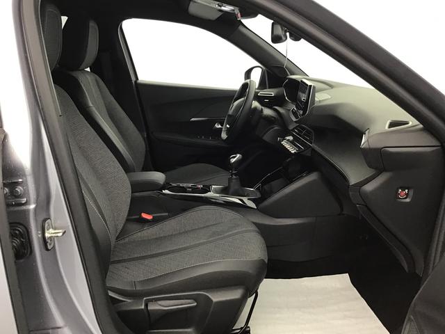 Peugeot 2008 Allure 1.2 Gasoline 102hp 