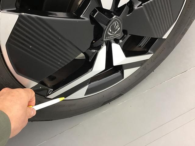 Peugeot 2008 Allure 1.2 Gasoline 102hp 