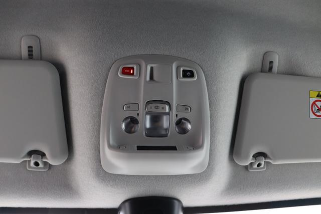 Citro&euml;n Jumpy Kastenwagen Maat XL 75 kWh 136 hp 