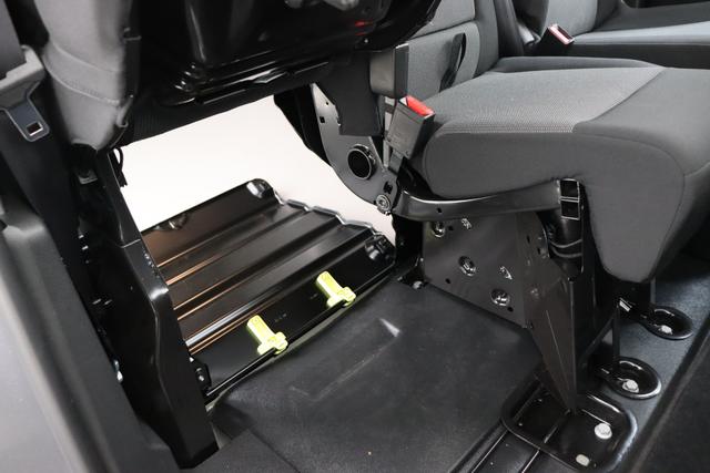 Citro&euml;n Jumpy Kastenwagen Maat XL 75 kWh 136 hp 