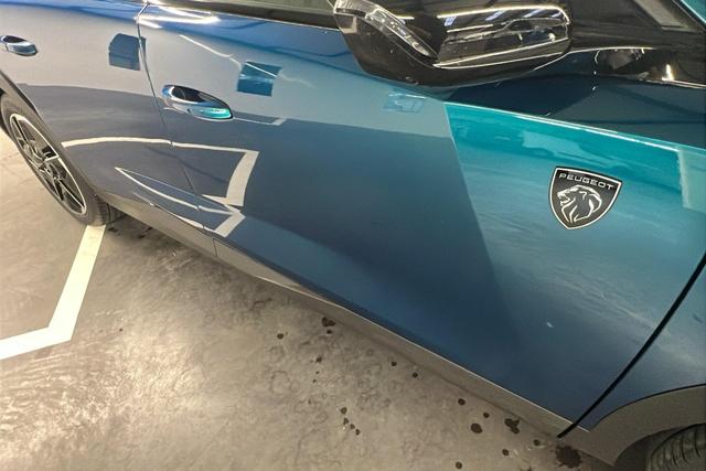 Peugeot 408 PHEV 225 e-EAT8 GT 