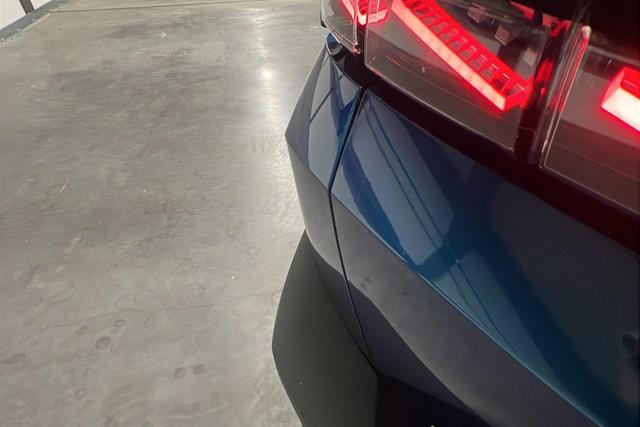 Peugeot 408 PHEV 225 e-EAT8 GT 