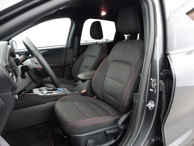 Ford Kuga ST-Line 2.0L TDCi Diesel 120 hp (PowerShift) 