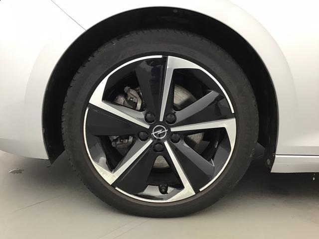 Opel Astra GS 1.2 GASOLINE 130hp 