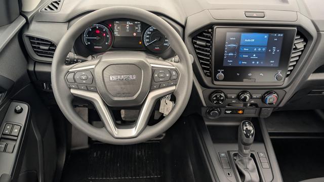 Isuzu 