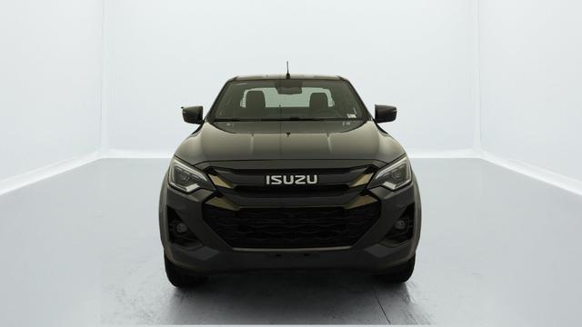 Isuzu 