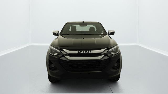 Isuzu 