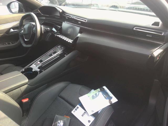 Peugeot 508 Allure Plug-in Hybrid 225 (1.6L) e-EAT8 