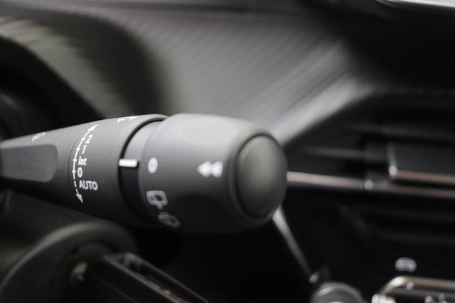 Peugeot 2008 Style 1.2 Turbo 100 hp Man. 6 