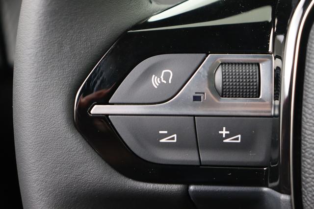 Peugeot 2008 Style 1.2 Turbo 100 hp Man. 6 