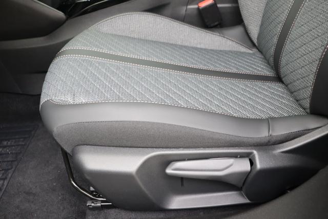 Peugeot 2008 Allure Hybrid 145 hp e-DSC6 