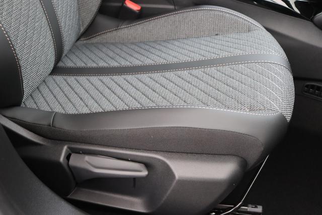 Peugeot 2008 Allure Hybrid 145 hp e-DSC6 