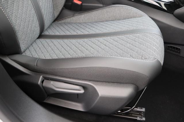 Peugeot 2008 Allure Hybrid 145 hp e-DSC6 