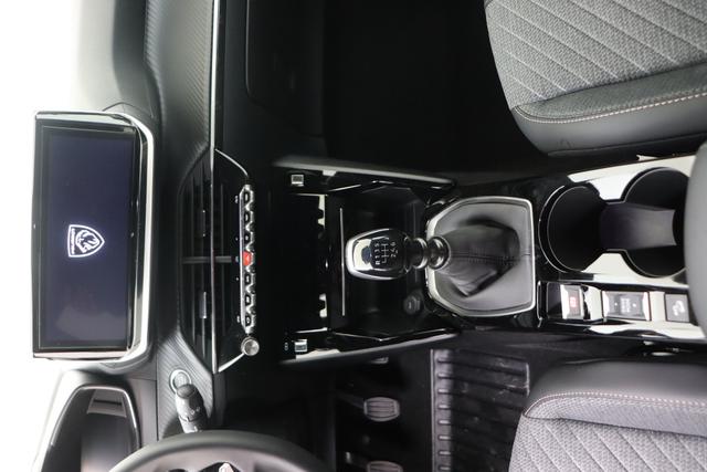 Peugeot 2008 Allure 1.2 Turbo 100 hp Man. 6 