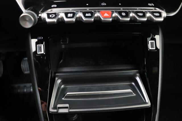 Peugeot 2008 Allure 1.2 Turbo 100 hp Man. 6 