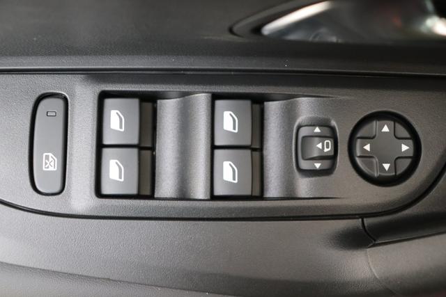 Peugeot 2008 Allure 1.2 Turbo 100 hp Man. 6 