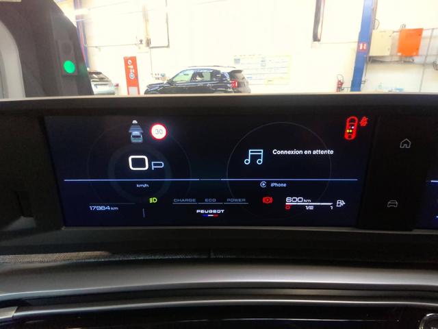 Peugeot 3008 Allure Hybrid 145 (1.2L, e-DCS6) 