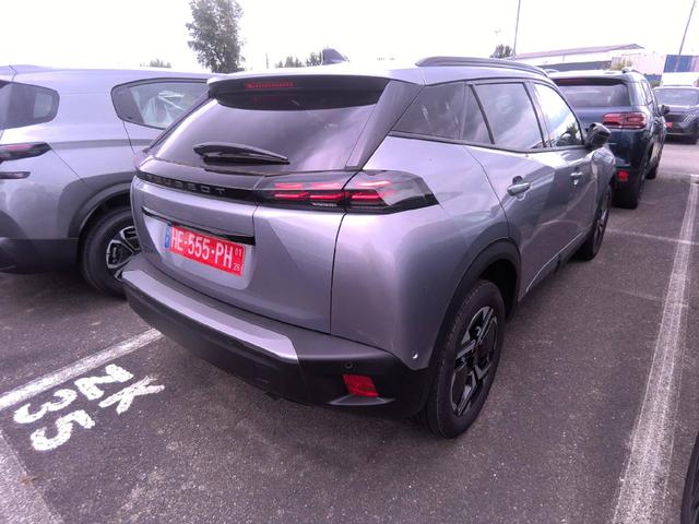 Peugeot 2008 Allure 1.2L 100hp S&S (6-speed manual) 