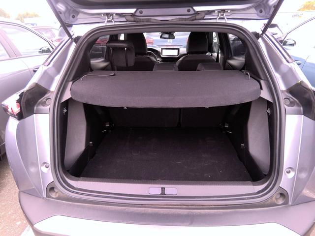 Peugeot 2008 Allure 1.2L 100hp S&S (6-speed manual) 