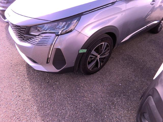 Peugeot 5008 Allure Pack 1.2L Hybrid (136 hp) e-DCS6 