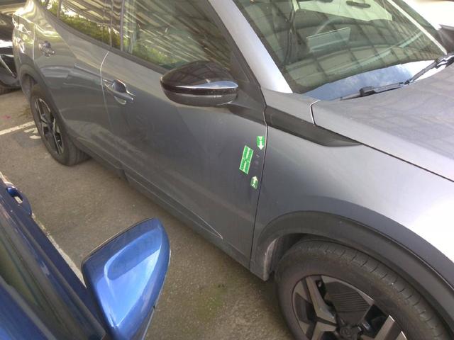 Peugeot 2008 Allure 1.2L (1199cc) gasoline 100 hp S&S, 6-speed manual 