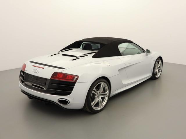 Audi R8 Spyder 