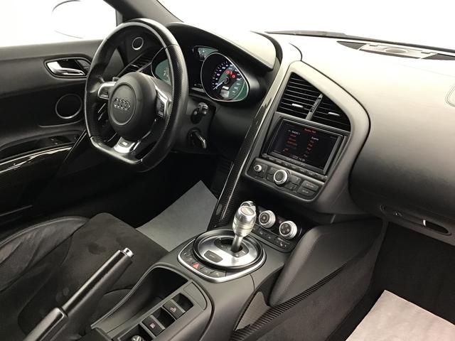 Audi R8 Spyder 