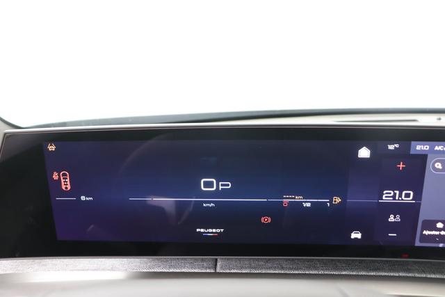 Peugeot 5008 GT Hybrid 145 e-DSC6 