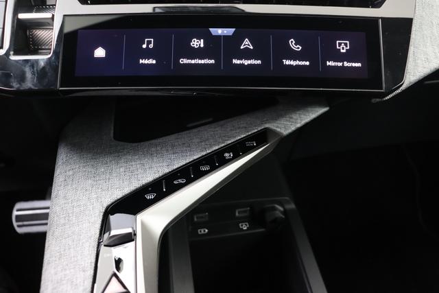 Peugeot 5008 GT Hybrid 145 e-DSC6 