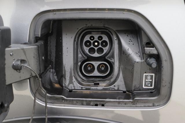 Citro&euml;n &euml;-C3 E-C3 MAX Electric 113 hp 