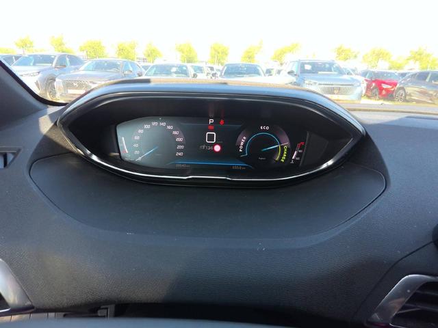 Peugeot 5008 Allure Pack Hybrid 136 (e-DCS6) 