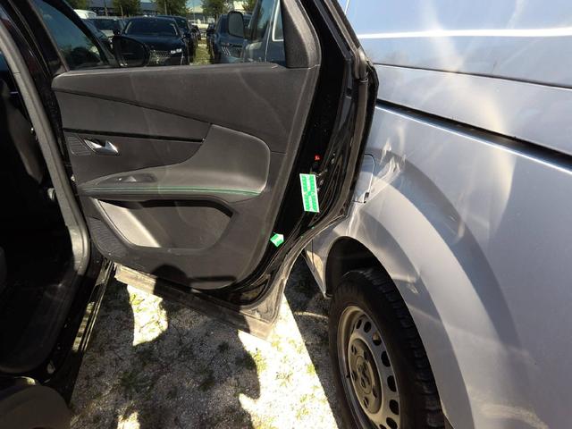 Peugeot 5008 Allure Pack Hybrid 136 (e-DCS6) 